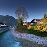Alpenspirit Apartment *
